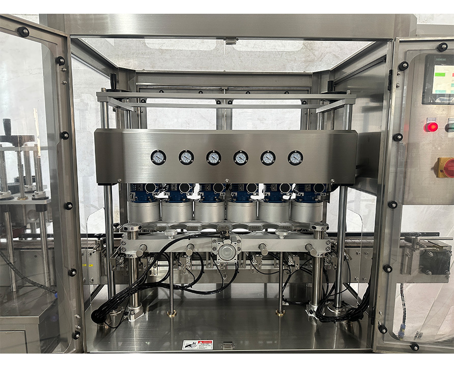 Máquina taponadora al vacío de seis cabezales, máquina taponadora al vacío automática Linera para botellas de vidrio, máquina taponadora al vacío