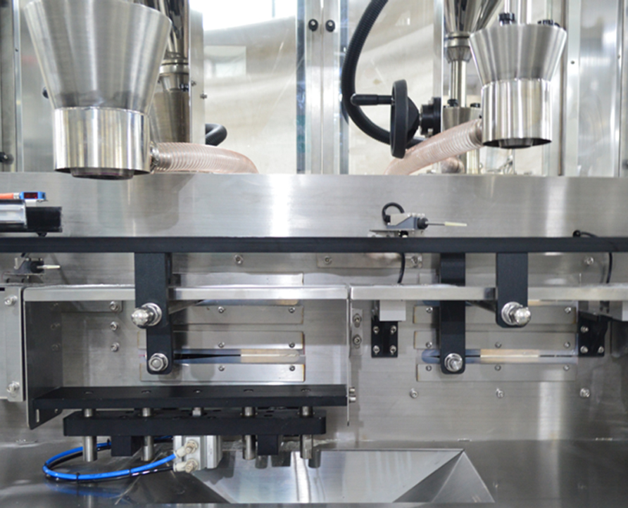 Máquina llenadora y pesadora de polvo de doble cabezal, para leche/proteína en polvo, totalmente automática, con función de rechazo de pesadora.